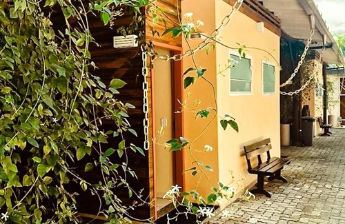 Praia Grande Cabin | Cozy Chalés Rose Pinon with Kitchen Amenities & Great Reviews