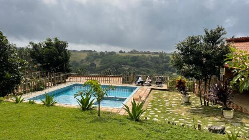 Bananeiras Cabin | Pet-Friendly Chalés Samambaia with Pool & Family Vibes
