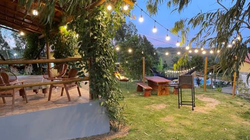 Bananeiras Cabin | Pet-Friendly Chalés Samambaia with Pool & Family Vibes
