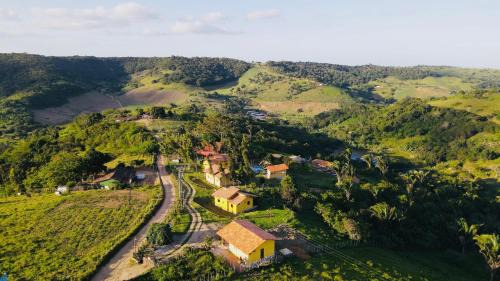 Bananeiras Cabin | Pet-Friendly Chalés Samambaia with Pool & Family Vibes