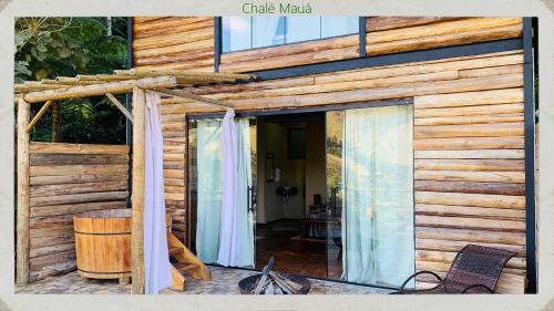 Maringa Cabin | Top-Rated Chalés Silvia Gato with Hot Tub & Pet-Friendly Stay