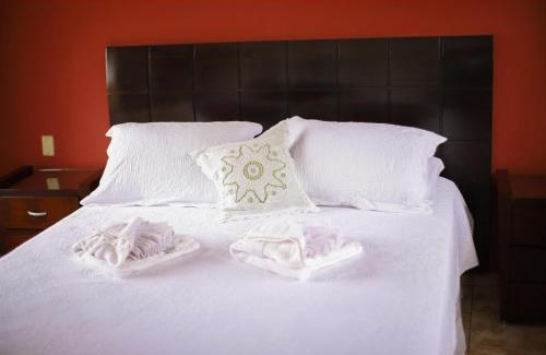 Ouro Preto Cabin | Pet-Friendly Chalés Sitío dos Ventos with Ocean Views