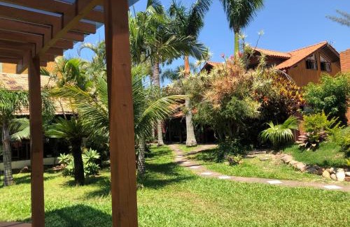 Garopaba Cabin | Beachside Chalés Solana: Pet-Friendly with Ocean Views