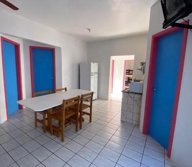 Lazaro House | Pet-Friendly Chalés Sununga Flats Just 1 Minute from Beach