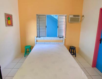 Lazaro House | Pet-Friendly Chalés Sununga Flats Just 1 Minute from Beach