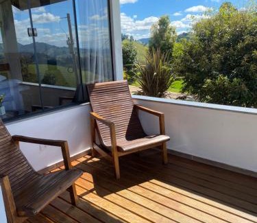 Costas Cabin | Top-Rated Chalés Terras Altas with Breakfast & Hot Tub