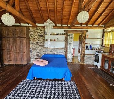 Carrancas Ski Chalet | Pet-Friendly Chalés Vila Carrancas with Pool & Child Amenities