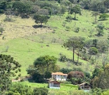 Bueno Brandao Ski Chalet | Casa Serrinha - Gorgeous Chalet with Child-Friendly Amenities