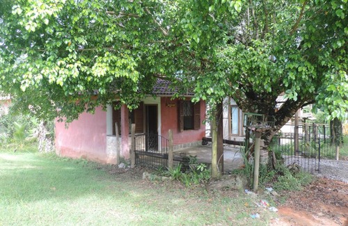 Massaguacu Cabin | Guest Rated 10/10: Pet-Friendly Chalézinho with Ocean Views
