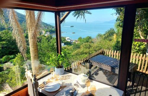 Caiacanga Ski Chalet | Tranquil Mountain Chalet with Ocean Views and Pet-Friendly Stay