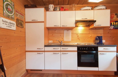 Feistritz ob Bleiburg Ski Chalet | Cozy Chalet Retreat by Lake Klopeiner with Sauna & Spa