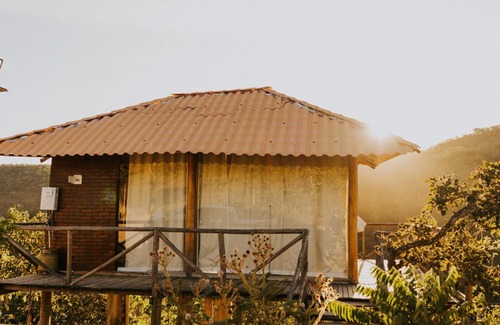 Alto Paraiso de Goias Ski Chalet | Top-Rated Chalé Brisas: A Serene Escape Awaits You