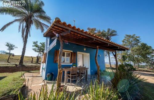 Sao Joao Batista do Gloria Cabin | Pet-Friendly Chale Cantinho de Minas with Stellar Reviews