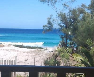 Arraial do Cabo Ski Chalet | Oceanfront Retreat: Chale da Pesca with Stunning Views