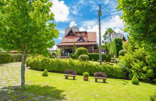 Jardim Andira Ski Chalet | Discover Chale dos Sonhos: 10/10 Rating & Cozy Amenities