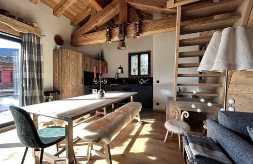 La Toussuire Ski Chalet | Relax at Chalet "La Bèla Via" with Spa & Breakfast Options