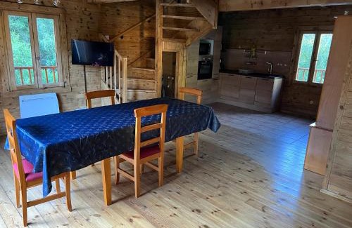 L'Hospitalet-pres-l'Andorre Ski Chalet | Pet-Friendly Chalet 6A in the Beautiful Pyrénées