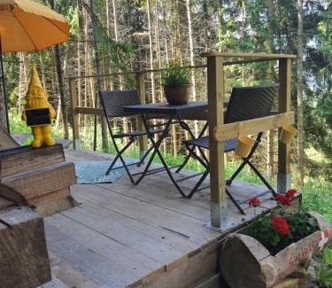 Saint-Martin-sur-la-Chambre Ski Chalet | Cozy Chalet Savoyard "Le Sapinet" - Family-Friendly Retreat