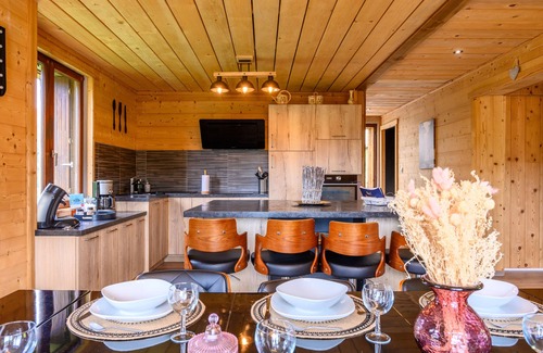 Saint-Maurice-sur-Moselle Ski Chalet | Experience Chalet 'Le Brusyna' with Mountain Views & Hot Tub