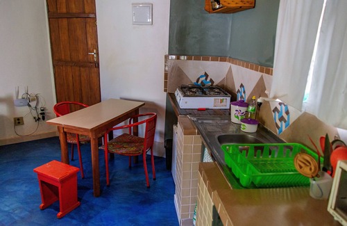 Alto Paraiso de Goias Cabin | Cozy Chale Ipe Jatoba: Pet-Friendly Retreat with Spa