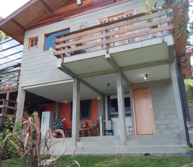 Campos do Jordao House | Chale Joli Familiar em Campos do Jordão