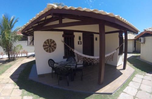 Flamengo Cabin | Beachfront Retreat: Chale Mamelucos with Spa & Pool