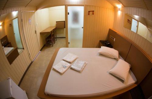 Santa Terezinha Apartment | Chale Motel: Guest Rated 8/10 with Hot Tub & Breakfast