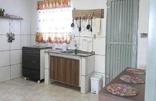 Prive das Caldas House | Cozy Chale near Downtown Clubs and Family-Friendly Amenities