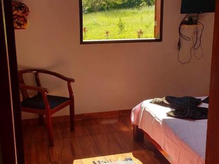 Sao Thome das Letras Ski Chalet | Pet-Friendly Chalé Primavera 1: Family Fun Awaits