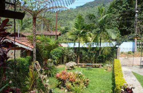 Nucleo Maua House | Pet and Child Friendly Stay at Chale Raio De Luz