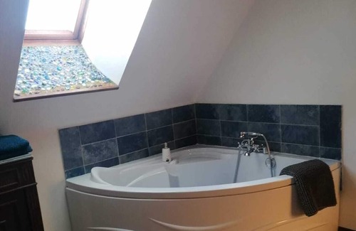 La Roche-Posay Bed & Breakfast | Relaxing Room with En-Suite Bathroom in Nature's Embrace