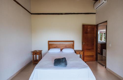 Tesouro da Colina Ski Chalet | Family-Friendly Retreat at Chales do Ademir - Rated 9.3/10