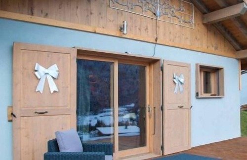 Bozel Ski Chalet | Elevate Your Stay at Chalet à la Montagne with Spa & Sauna