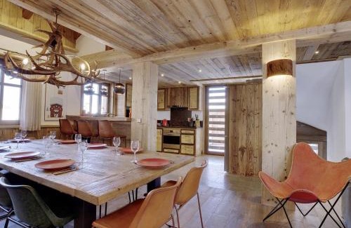 Le Raffort Ski Chalet | Elegant 4-Star Chalet in Méribel with Pool and Hammam