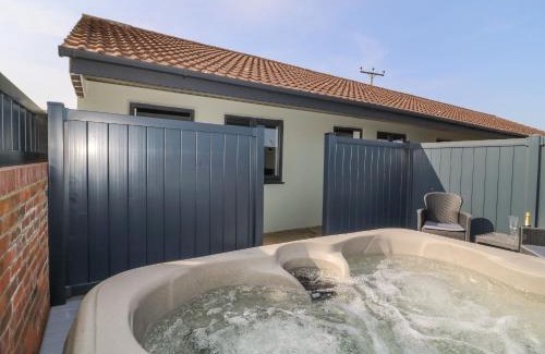 West Heslerton House | Experience Chalet 1: Pet Friendly with a 9/10 Guest Rating