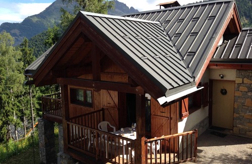 Oz Ski Chalet | Family-Friendly Chalet at Oz en Oisans - Steps from Slopes