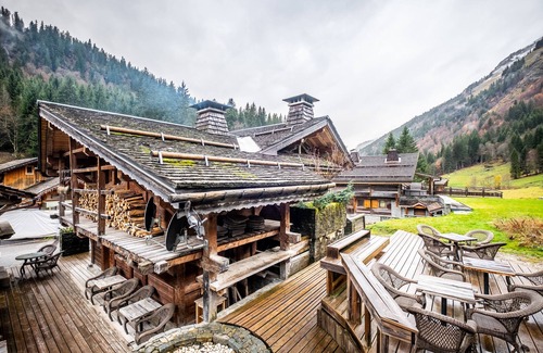 Montriond Ski Chalet | Chalet for 12-14 Guests with Pool, Spa, and Lake Views