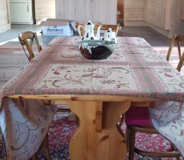 Les Orres Apartment | Chalet Le Petit Mozart: Family-Friendly Stay for 12 Guests