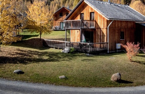 Stadl an der Mur Ski Chalet | Cozy Chalet #125: 3 Bedrooms with Sauna & Family Amenities