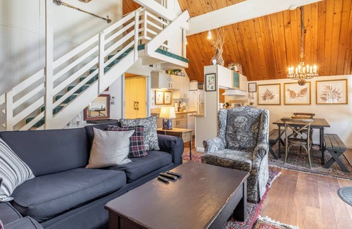 Mammoth Lakes Ski Chalet | Family-Friendly Chalet #14 Near Main Attractions