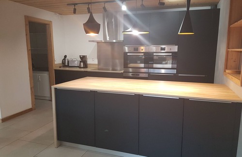 Les Gets Ski Chalet | Experience Les Gets: Chalet Cocon des Neiges with Spa & Ocean View