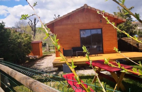 La Freissinouse Ski Chalet | Comfortable Chalet 2 étoiles with Spa and Family Amenities