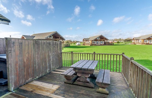Hornsea Ski Chalet | Chalet ∙ 2 bedrooms ∙ 4 guests
