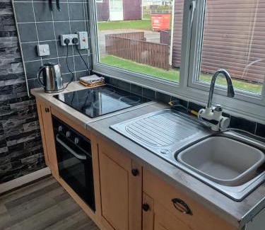 Withernsea Ski Chalet | Family-Friendly Chalet 281 at Golden Sands Holiday Park