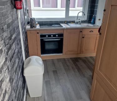 Withernsea Ski Chalet | Family-Friendly Chalet 281 at Golden Sands Holiday Park