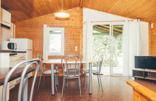 Beynat Ski Chalet | Chalet 3 Étoiles with Pool - Ideal for Family Getaways