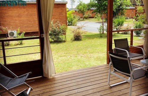 Tosse Cabin | Cozy Chalet with Pool and Family Amenities in Les Landes