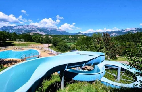 Recoubeau-Jansac Ski Chalet | Chalet 4 étoiles - Parc aquatique - efahf0