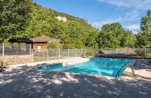 La Canourgue House | Cozy Chalet for Families at Golf des Gorges du Tarn