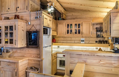 Le Planellet Ski Chalet | Inviting Chalet Megève with Spa and Family Amenities